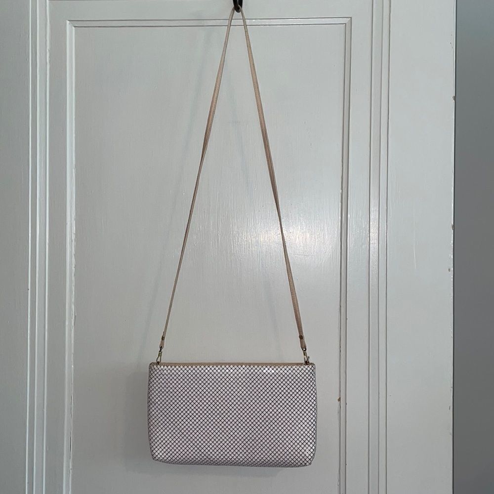Vtg‎ Whiting & Davis white metal mesh crossbody purse